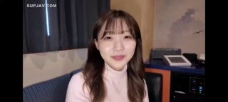 淫乱的房间大学生都很无奈啊，天天的面对各种抽插，几个骚逼让小哥轮着玩，淫声荡语揉奶玩逼，浪叫呻吟不止
